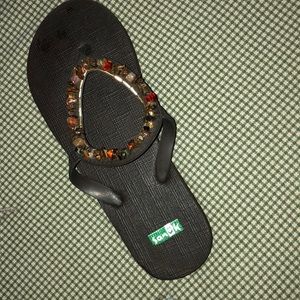 Sanuk Shoes - Sanuk beaded flip-flops Sanuk Shoes - Sanuk beaded flip-flops